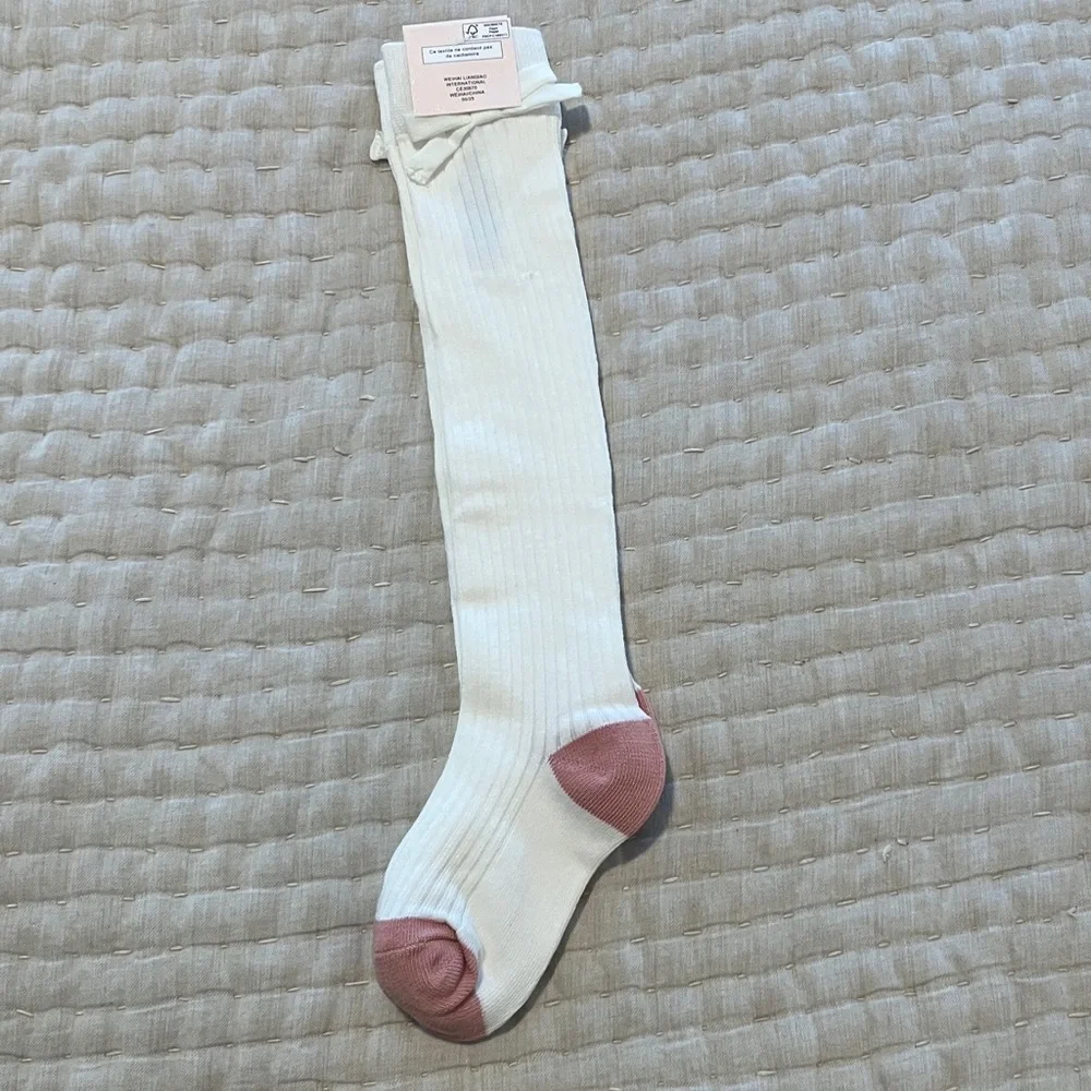 Cupcakes And Cashmere Knee High Socks
